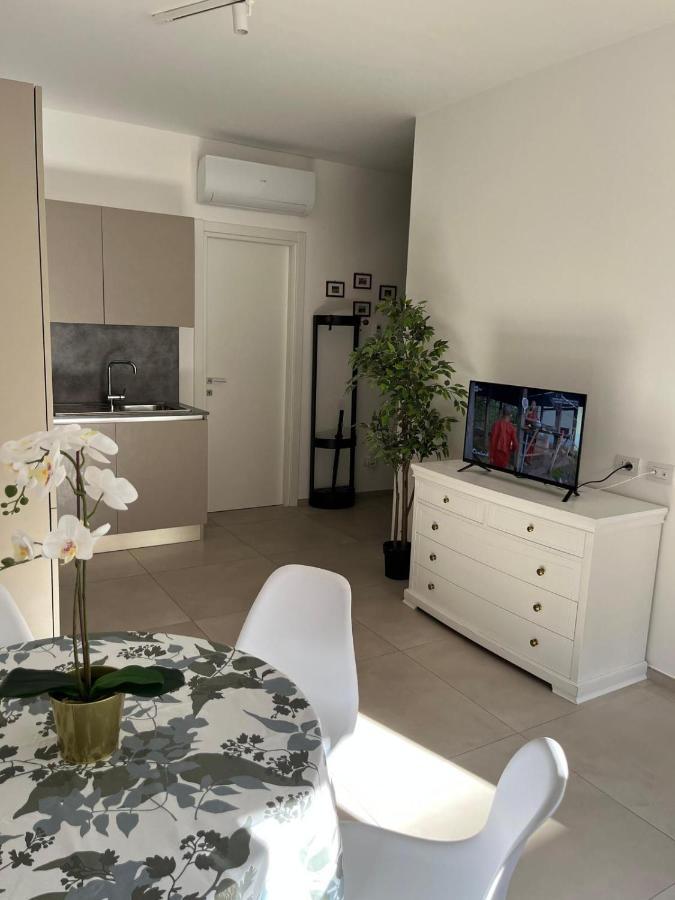 Apartments Ennio Top Class Bari Bagian luar foto