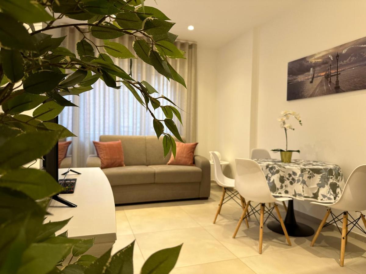 Apartments Ennio Top Class Bari Bagian luar foto