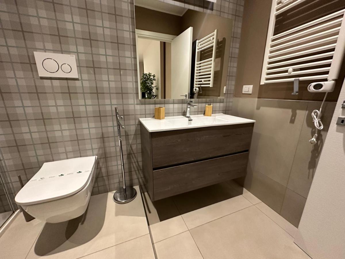 Apartments Ennio Top Class Bari Bagian luar foto