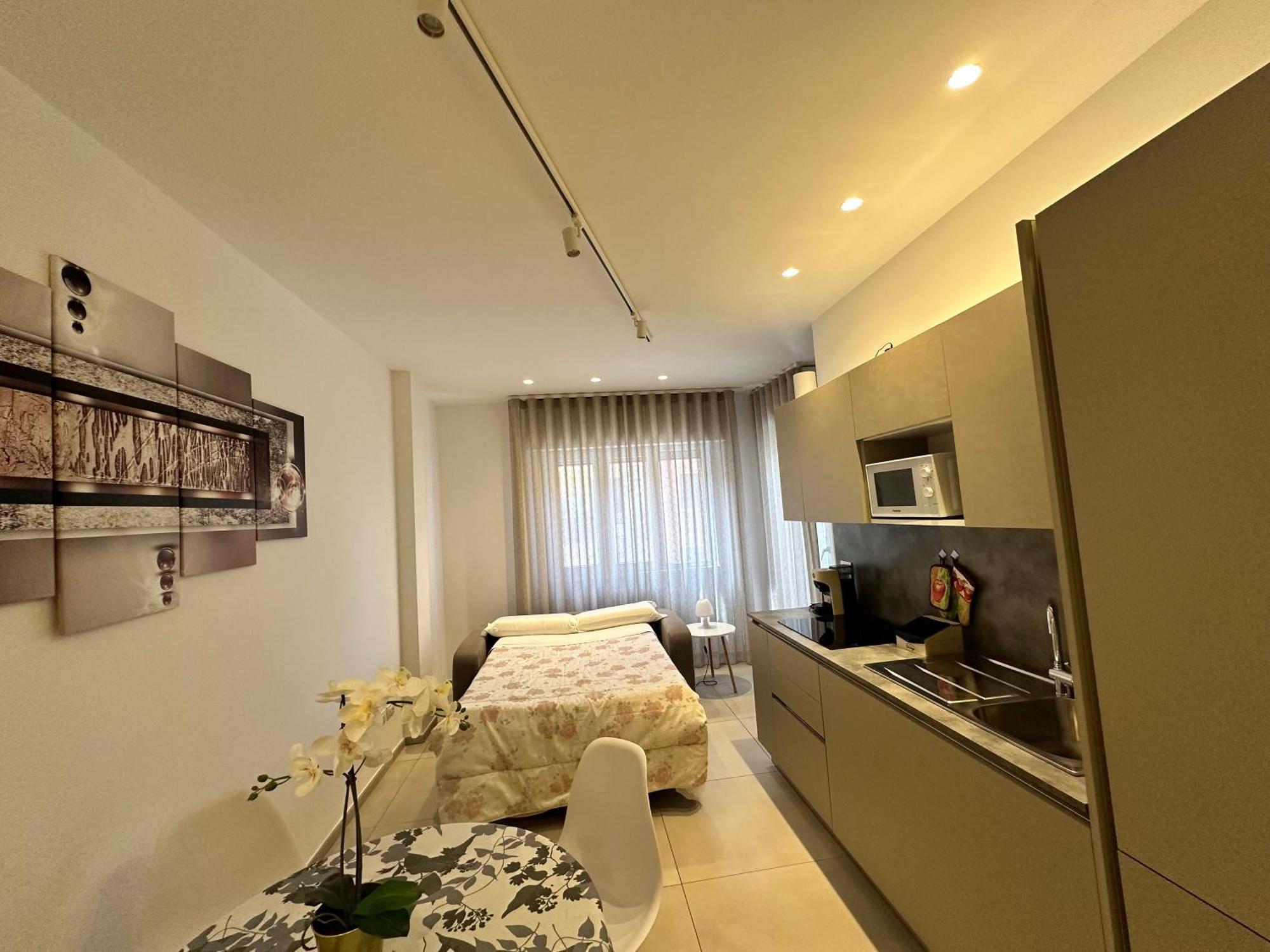 Apartments Ennio Top Class Bari Bagian luar foto